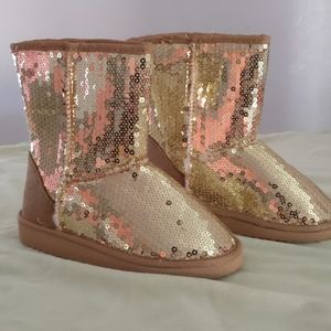 Gold glitter boots